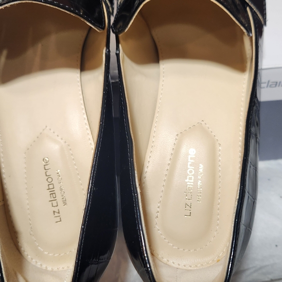 Liz Claiborne  Melba block heel pumps - Picture 5 of 9